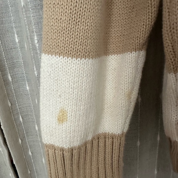 Brandy Melville Tan and White Striped Crewneck Sweater - Picture 4 of 4